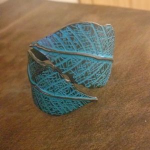 Eye catching Turquoise Leaf Cuff